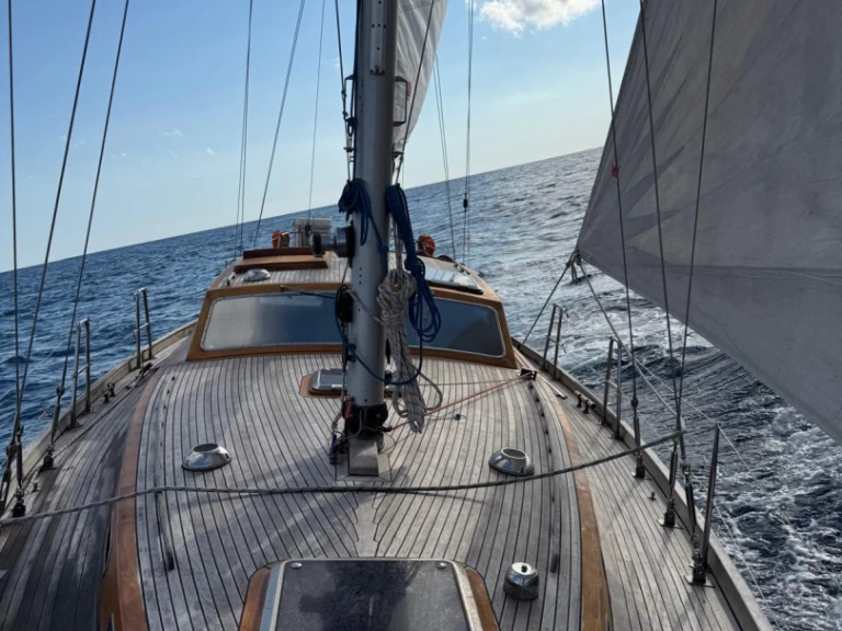 Båtuthyrning Vindö 65MS i Marseille på Samboat 