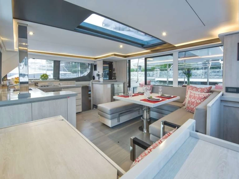 Uthyrning Katamaran  i Belize City - Leopard Nice Aft Too