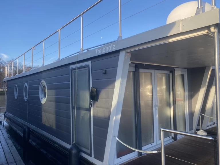 Yacht charter Waren (Müritz) billig Woma D13 - Standard