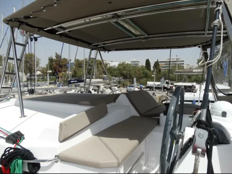 Uthyrning Katamaran  Bali med en båtlicens 