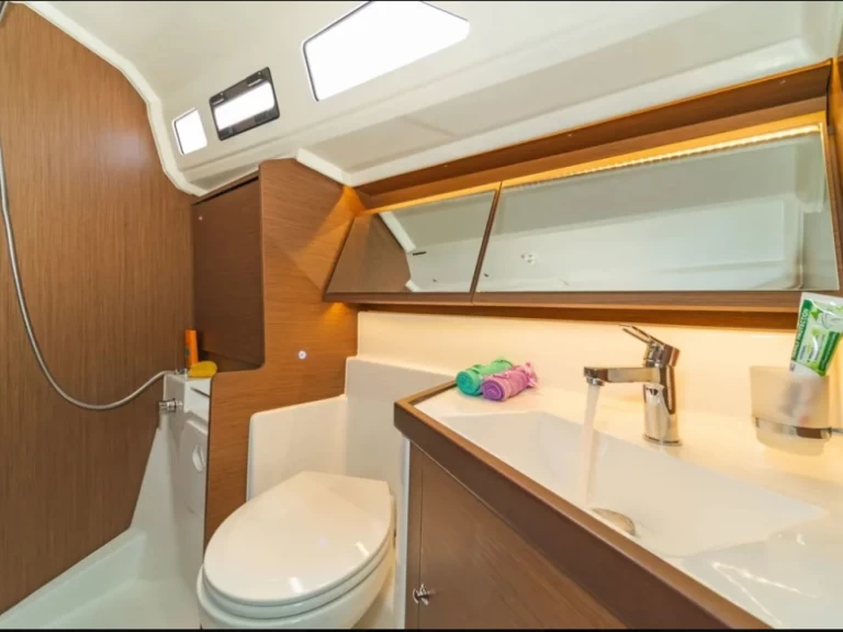 Uthyrning Segelbåt  i Alimos - Bénéteau Oceanis 40.1