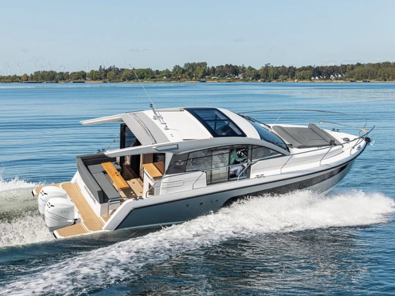 Hyra Motorbåt  med eller utan skeppare Sealine Biograd Na Moru 