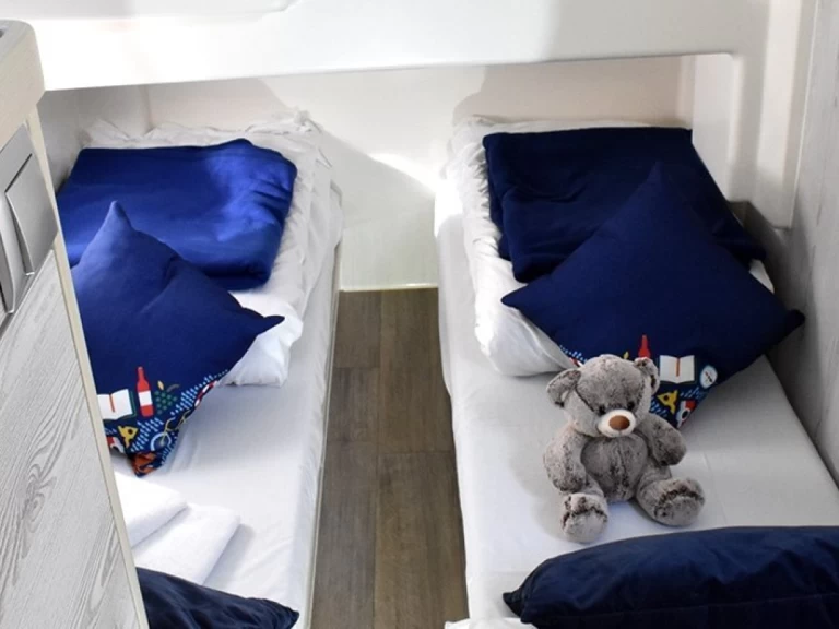 Yacht charter Saint-Jean-de-Losne billig Horizon 4