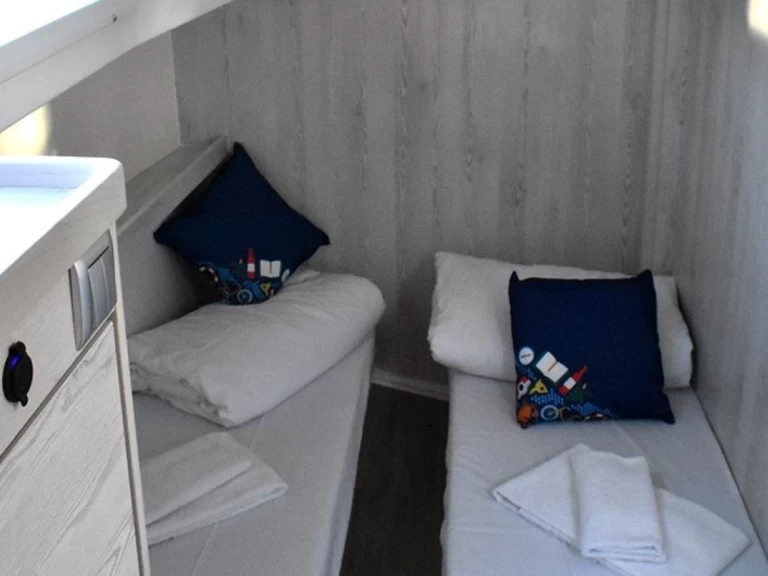 Båtuthyrning Premier Horizon 5 i Fontenoy-le-Château på Samboat 