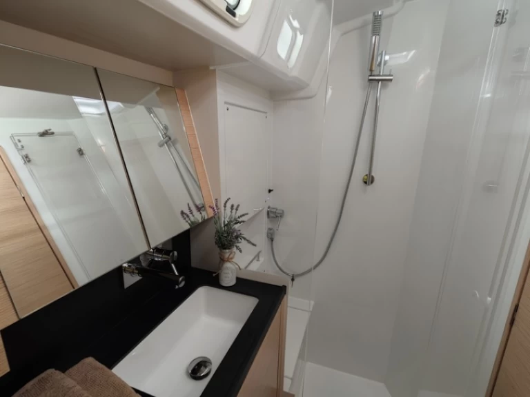 Segelbåt  för uthyrning Pomer till det bästa priset 