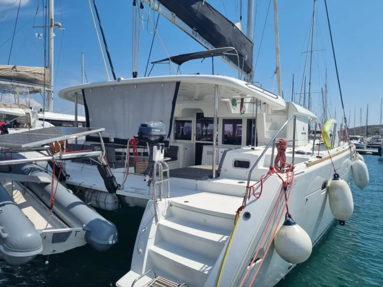 Yacht charter Lavrio billig Lagoon 450 F
