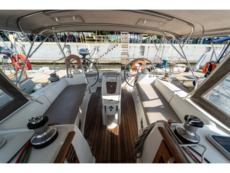 Segelbåt  för uthyrning Kavála till det bästa priset 