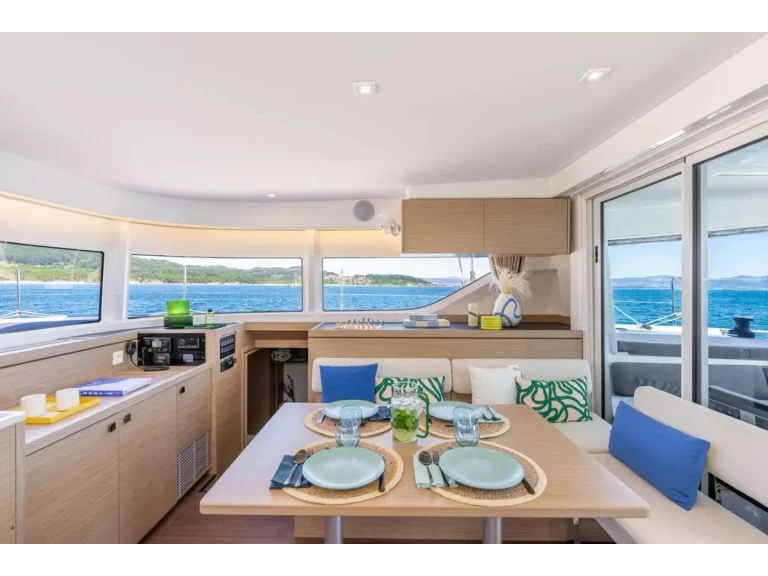 Uthyrning Katamaran  i Cugnana Verde - Lagoon Lagoon 43