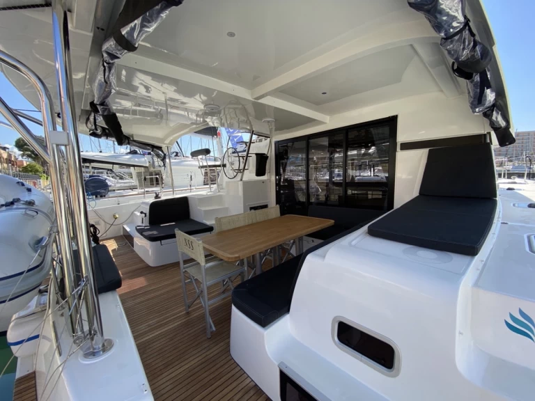 Katamaran  för uthyrning Cugnana Verde till det bästa priset 