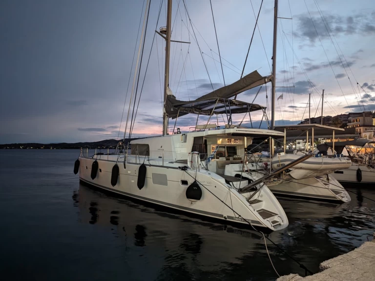 Yacht charter Lavrio billig Lagoon 500