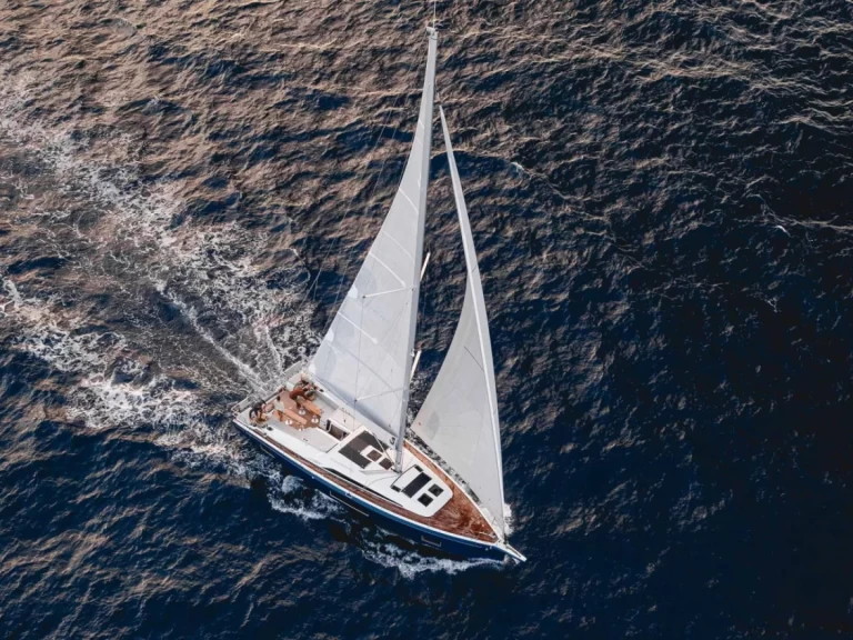 Hyr en Bénéteau Oceanis 47 - 4 cab. Rhodes (City) 