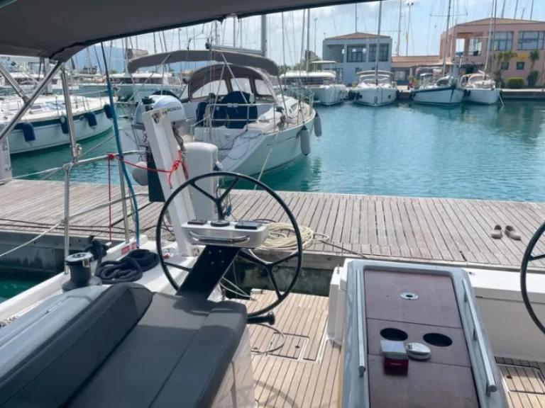 Hyr en Dufour Dufour 390 Lefkáda 