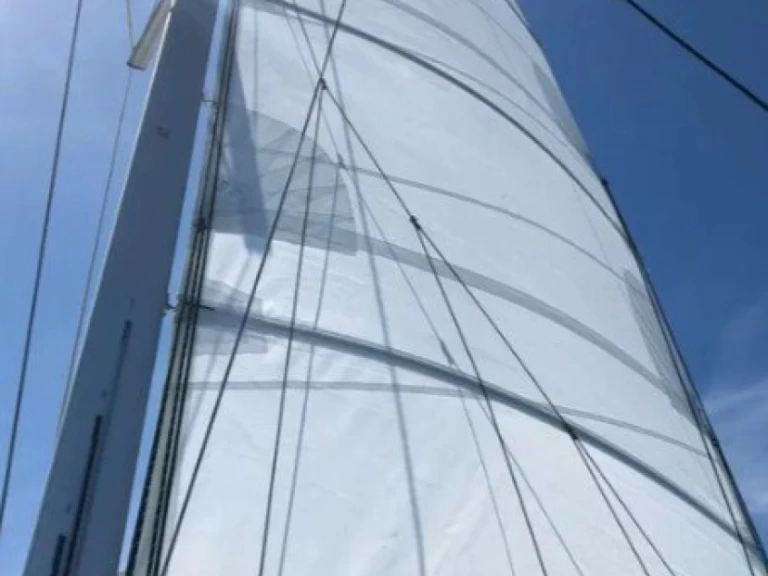 Lagoon Lagoon 380 charter bareboat eller skeppad i Paros (ostrov)