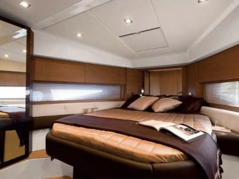 Uthyrning Port de Saint Tropez - Azimut Atlantis 48 av Samboat 