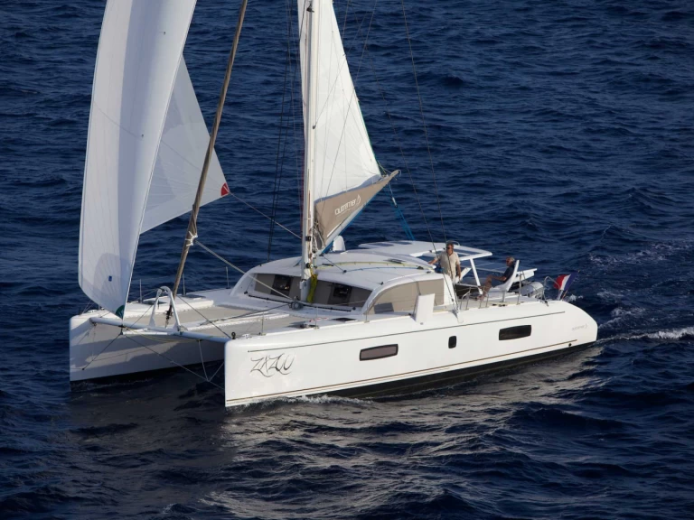Yacht charter Parish of Saint George billig Outremer 55