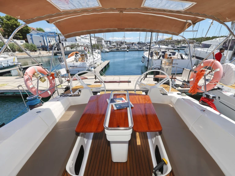 Uthyrning Šibenik  - Elan Impression 45 av Samboat 