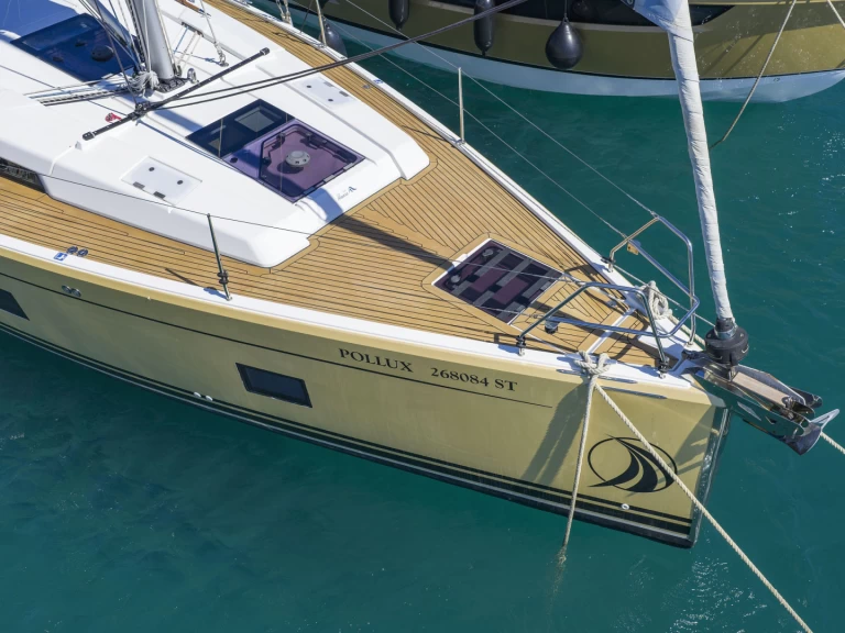 Segelbåt  för uthyrning Kaštela till det bästa priset 