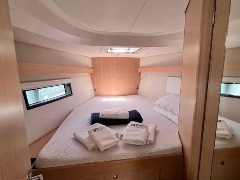 Uthyrning Castiglioncello - Bavaria Bavaria C42 av Samboat 