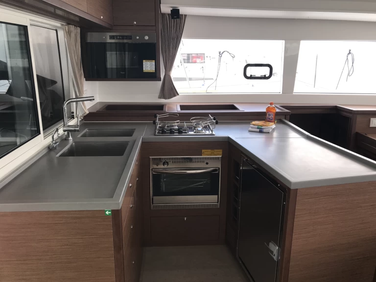 Katamaran  för uthyrning Cugnana Verde till det bästa priset 