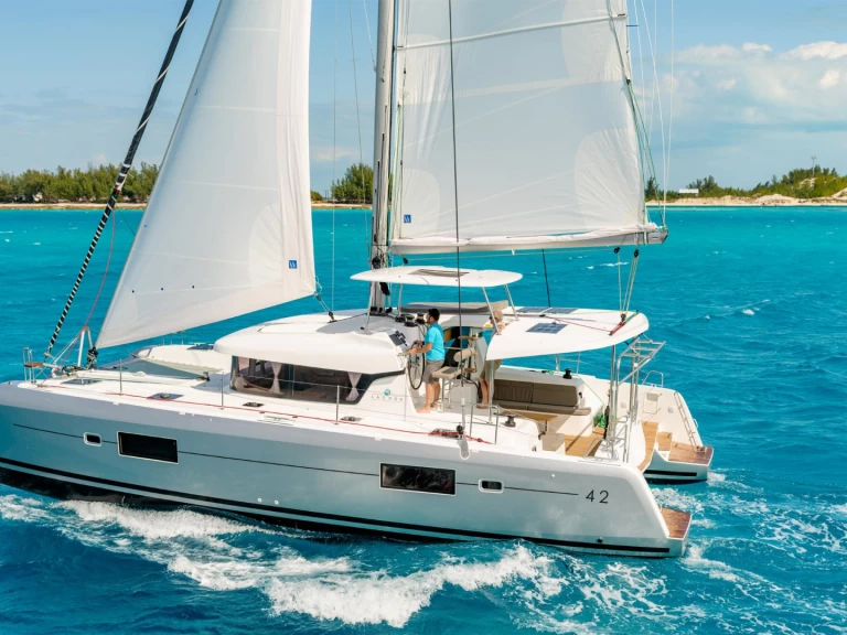 Hyr en Lagoon Lagoon 42 Frankrike  