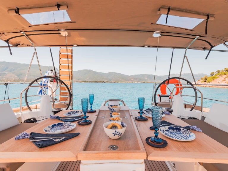 Hyr en Jeanneau Sun Odyssey 490[G] Alimos 