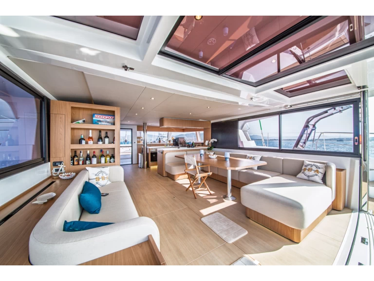 Uthyrning Katamaran  Bali med en båtlicens 