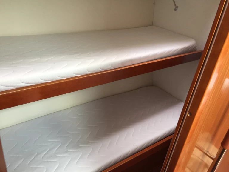 Båtuthyrning Bénéteau Oceanis 50 Family i Cugnana Verde på Samboat 