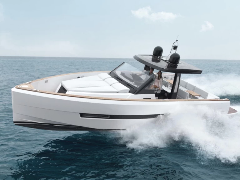 Fjord Fjord 44 Open charter bareboat eller skeppad i Port de Saint Tropez