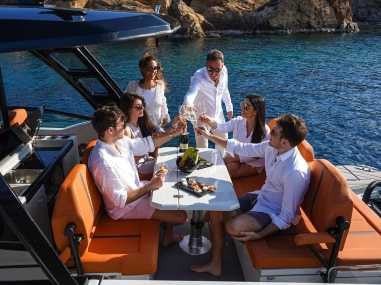 Uthyrning Cannes - Saxdor Saxdor 320 GTO av Samboat 