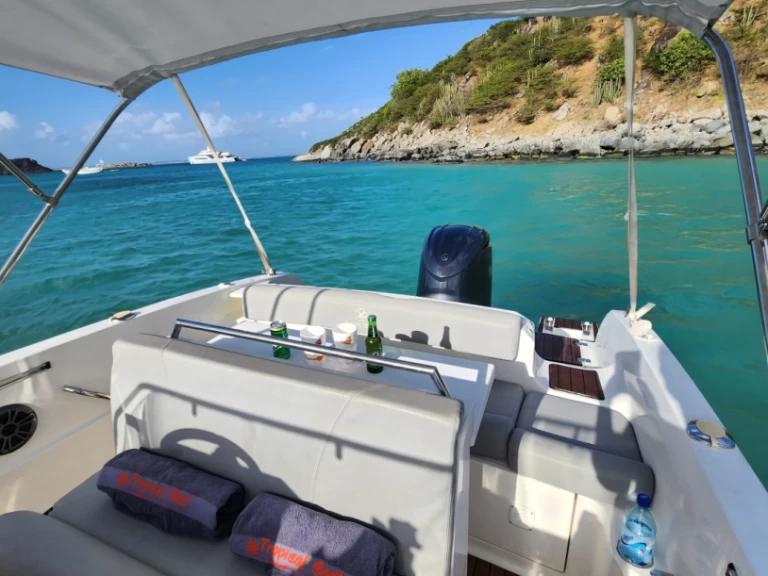 Hyr en Pacific Craft Pacific Craft 650 Marigot 