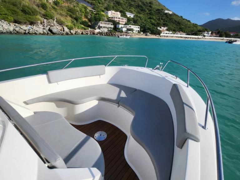 Pacific Craft Pacific Craft 670 Open charter bareboat eller skeppad i Marigot