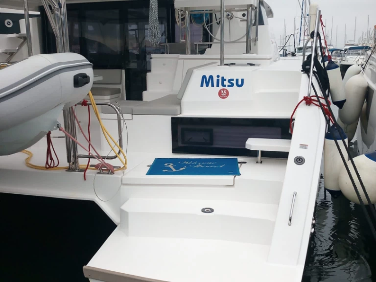 Yacht charter Cannigione billig Leopard 42 - 4 cab.