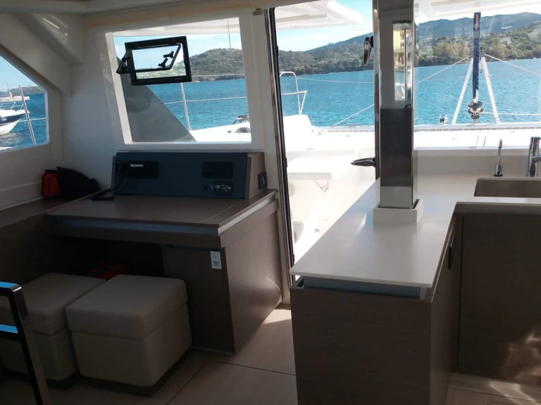 Uthyrning Cannigione - Leopard Catamarans / Robertson & Caine Leopard 50 - 5 + 1 cab av Samboat 
