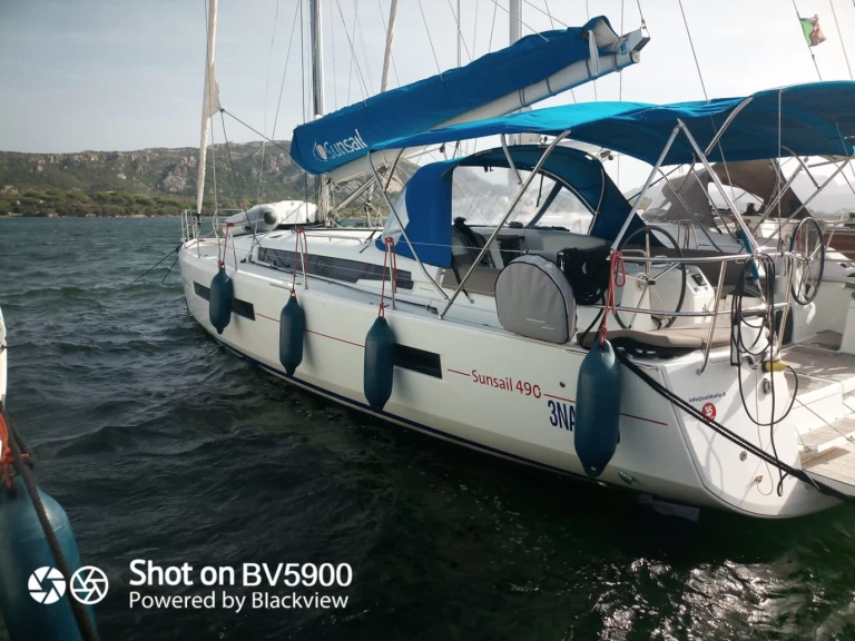 Yacht charter Cannigione billig Sun Odyssey 490