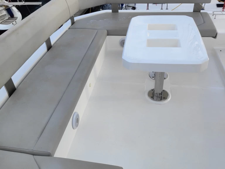 Hyr en Leopard Catamarans / Robertson & Caine Leopard 45 Procida 