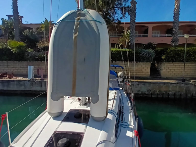 Uthyrning Furnari - Bénéteau Oceanis 30.1 av Samboat 