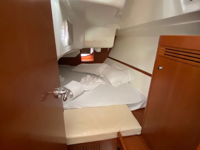 Segelbåt  för uthyrning Procida till det bästa priset 