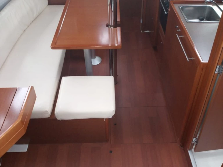 Uthyrning Segelbåt  i Cannigione - Bénéteau Oceanis 35.1