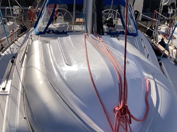 Uthyrning Segelbåt  Bénéteau med en båtlicens 