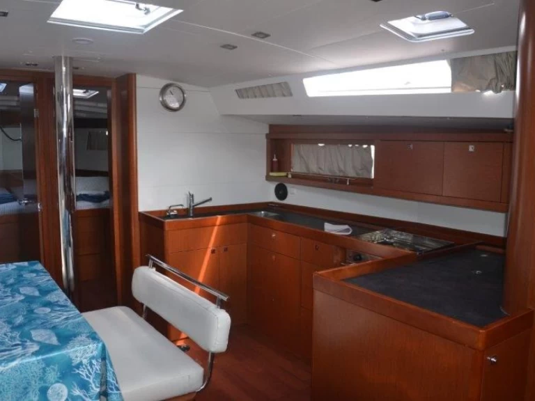 Yacht charter Cannigione billig Oceanis 48