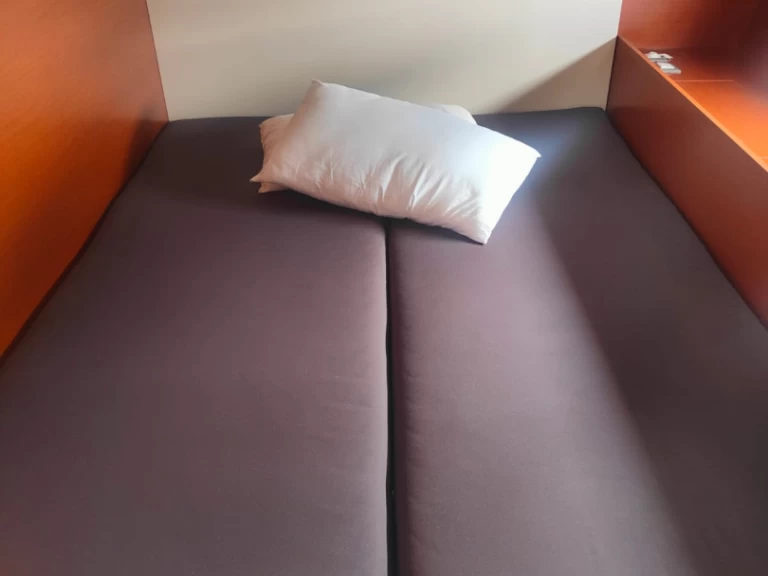 Segelbåt  för uthyrning Procida till det bästa priset 