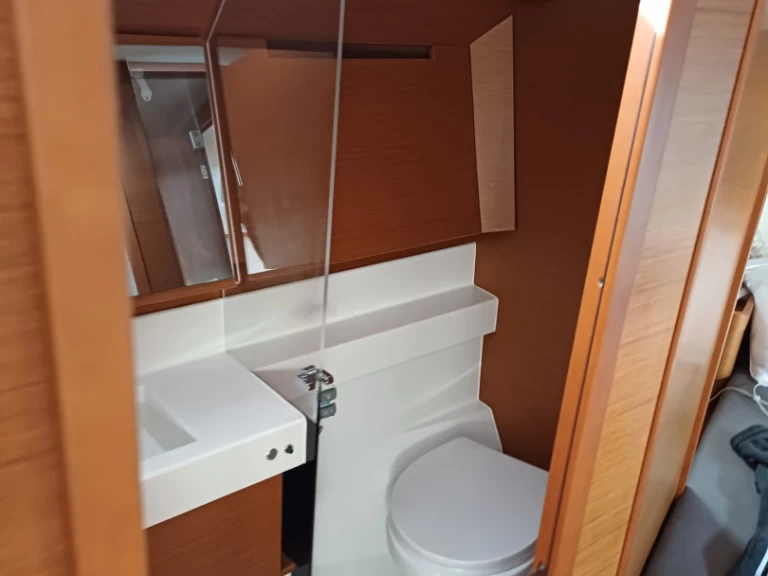 Segelbåt  för uthyrning Procida till det bästa priset 