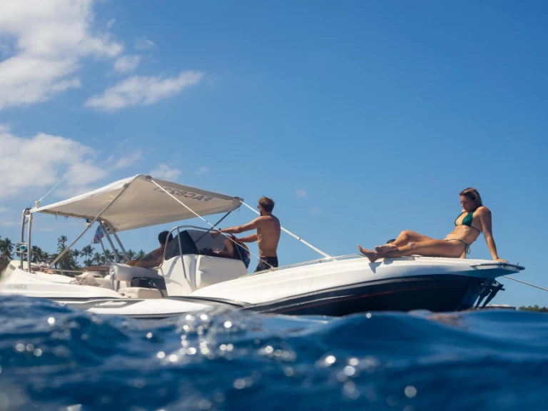 Yacht charter Saint-Gilles les Bains billig ZAR75