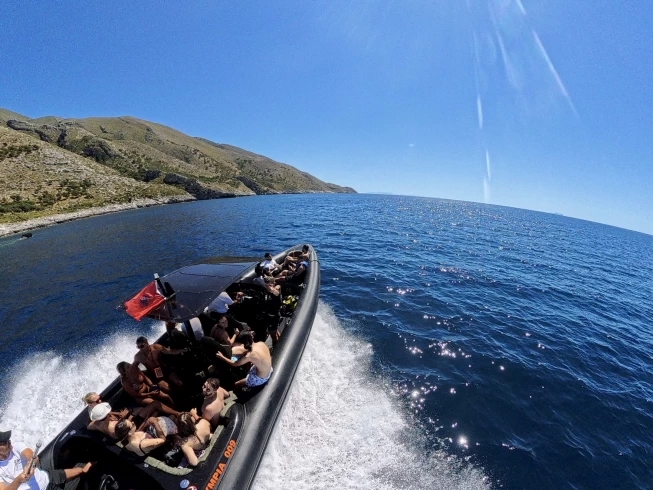 Hyra RIB med eller utan skeppare Olympia Boat  Vlorë 