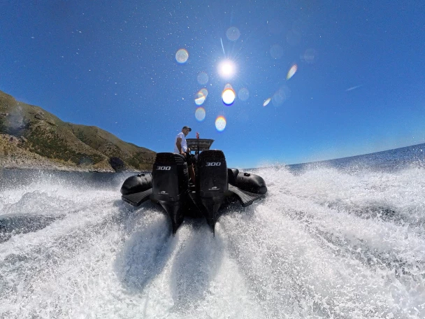 Uthyrning RIB Olympia Boat  med en båtlicens 