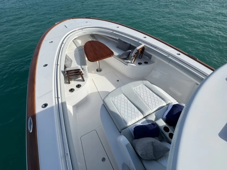 Uthyrning West Palm Beach - MAGBAY 43 CC av Samboat 