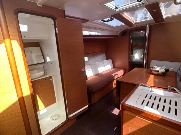 Hyra Segelbåt  med eller utan skeppare Dufour Kos  