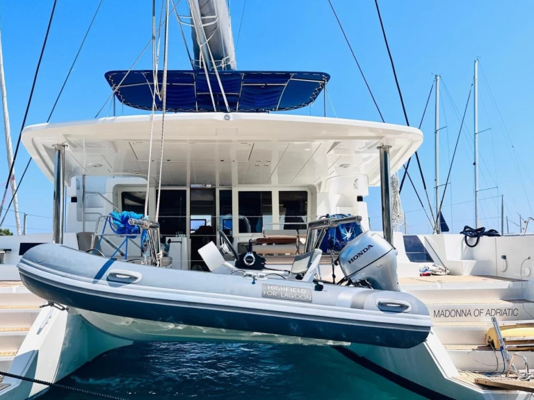 Yacht charter Split  billig Lagoon 52 F