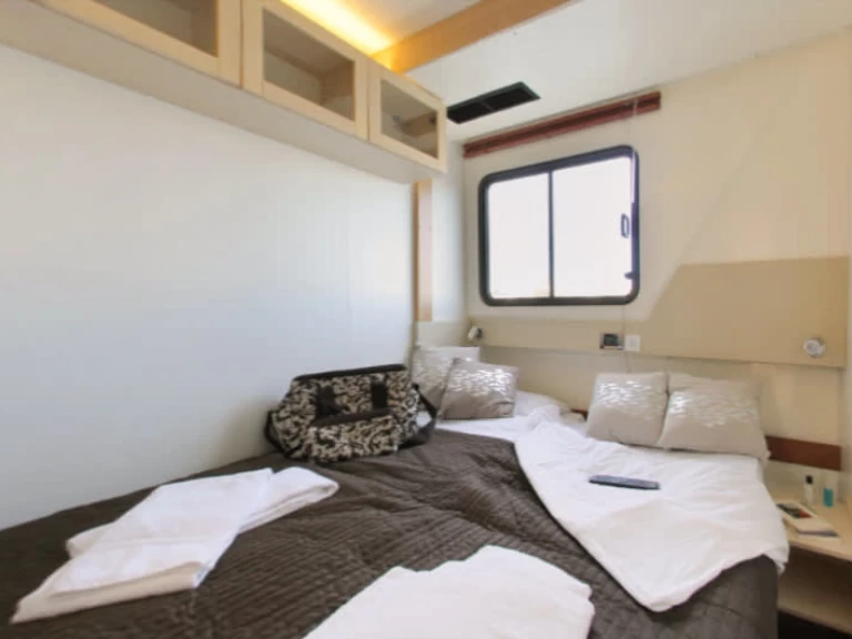 Yacht charter Portiragnes billig Vision 4