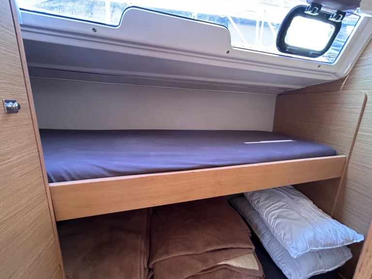 Uthyrning Segelbåt  Dufour med en båtlicens 